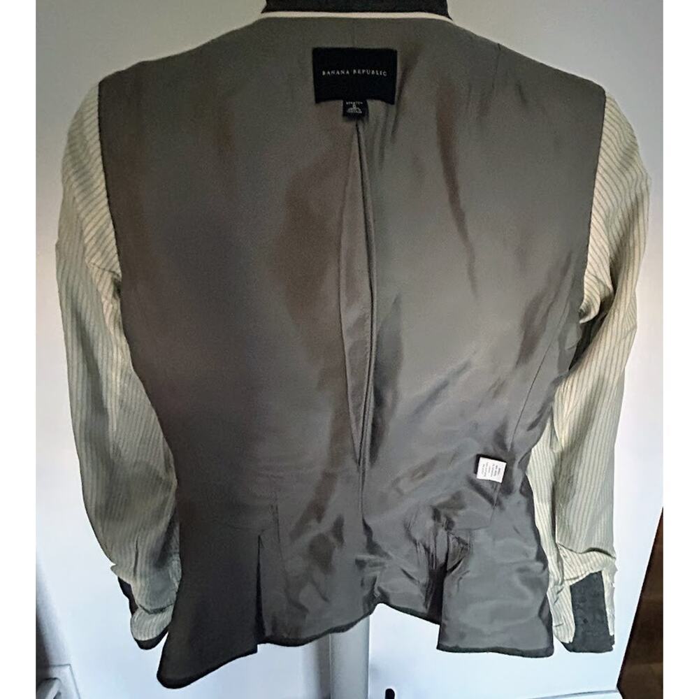 Banana Republic Italian Fabric RN#54023 Women's 6 Gray Wool Blend Blazer Jacket - Picture 5 of 7